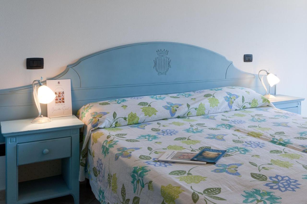Le Residenze Di Santa Costanza - Mirto/Corbezzolo Aparthotel San Vincenzo Eksteriør bilde