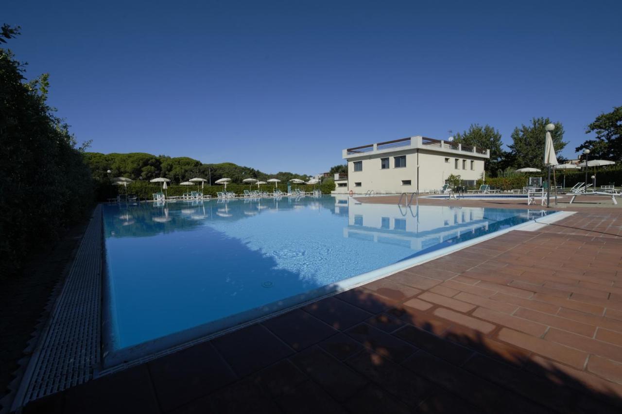 Le Residenze Di Santa Costanza - Mirto/Corbezzolo Aparthotel San Vincenzo Eksteriør bilde
