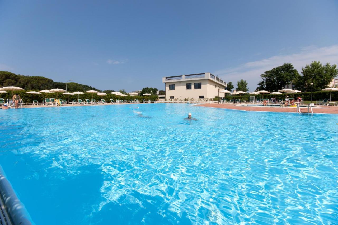 Le Residenze Di Santa Costanza - Mirto/Corbezzolo Aparthotel San Vincenzo Eksteriør bilde